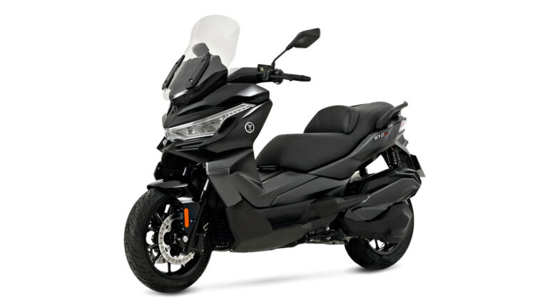 BMW C 400 vs VOGE SR4 Radar