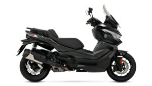 VOGE SR4 Radar versus BMW C 400
