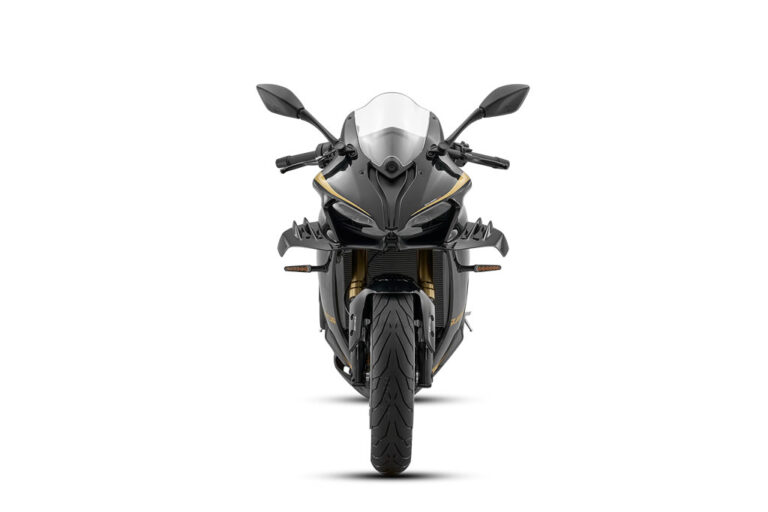 QJMotor SRK 800 RR