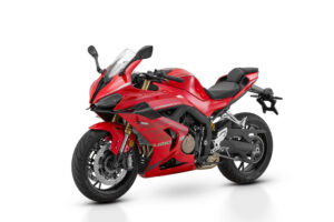 QJMotor SRK 800 RR