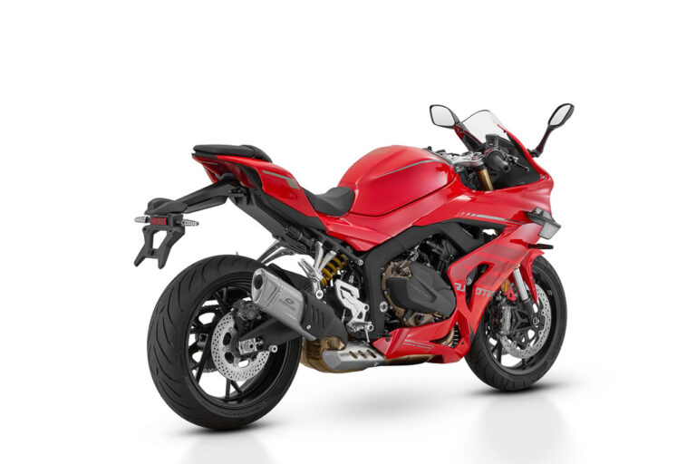QJMotor SRK 800 RR