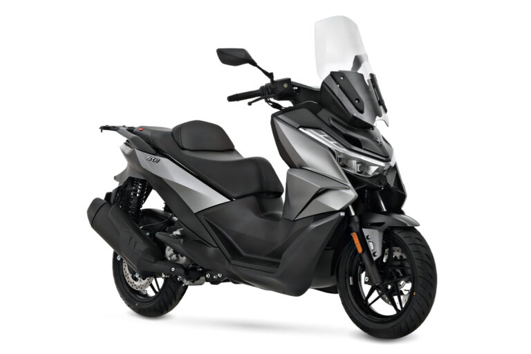 Zuinige motorscooter Voge SR3