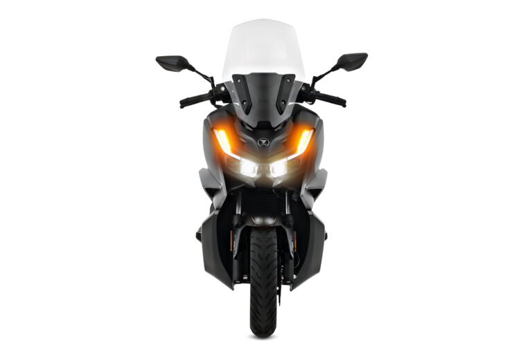 Zuinige motorscooter Voge SR3