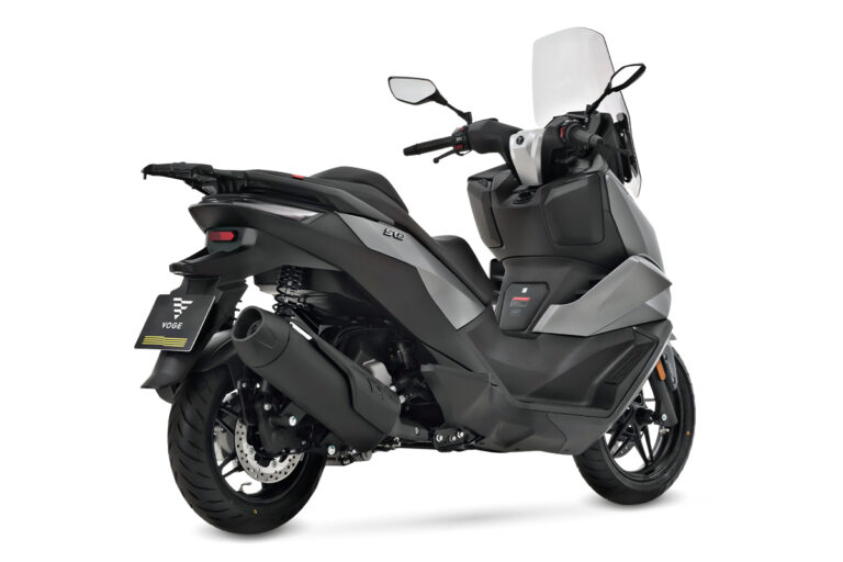 Zuinige motorscooter Voge SR3